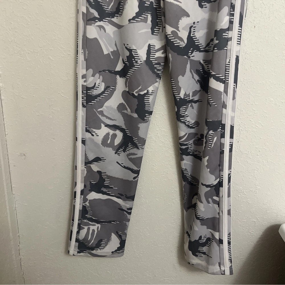 adidas Kids Gray Camo Pants - Picture 4 of 6